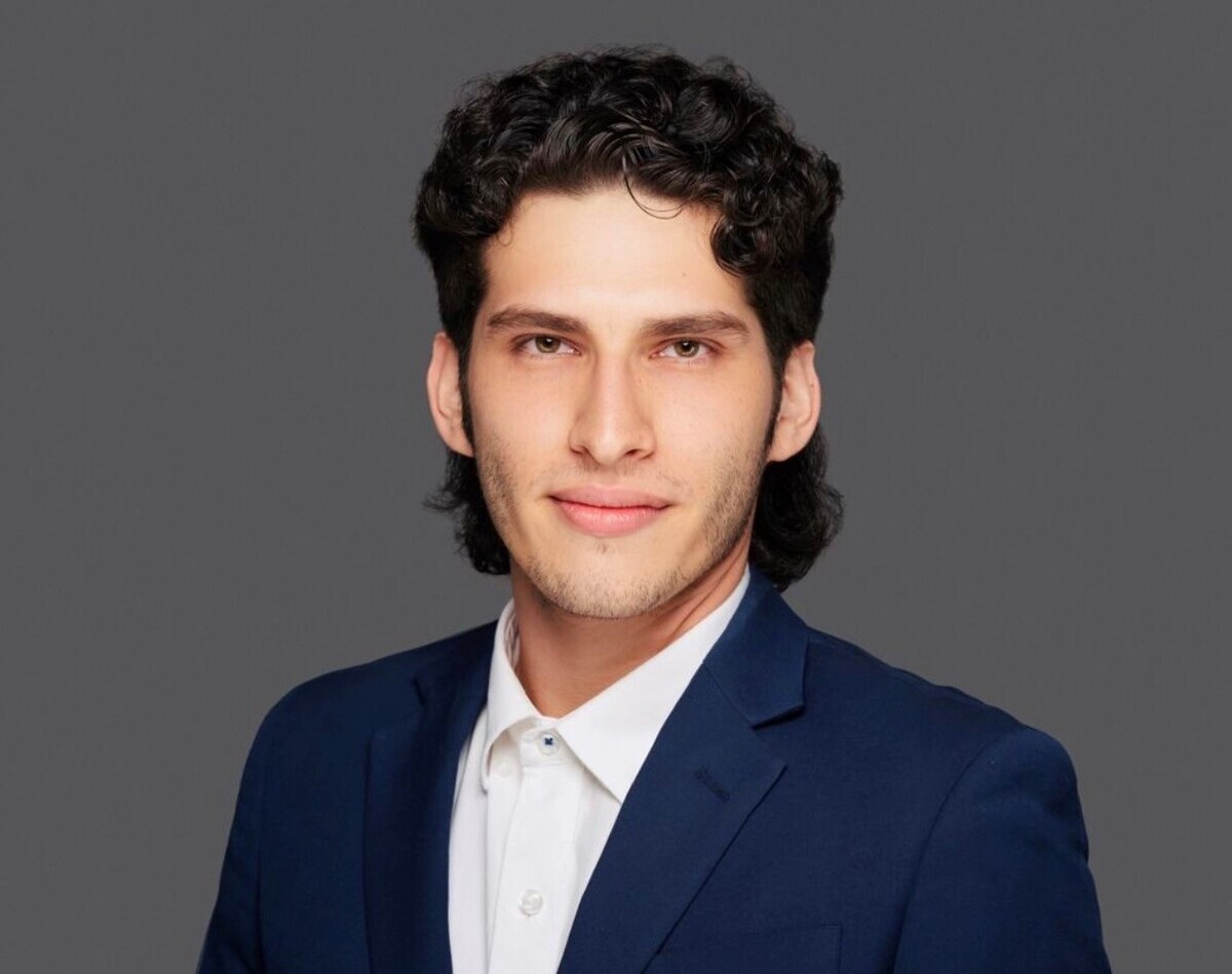 Anthony M Bruno